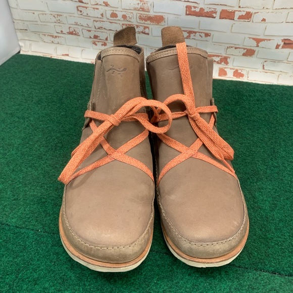 Chaco Harper Hiking Outdoor Boots - Picture 4 of 13